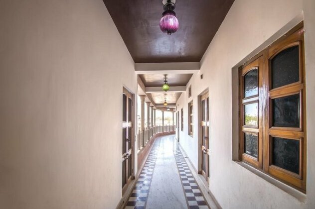 Hotel Bhakti Dhama - Photo4