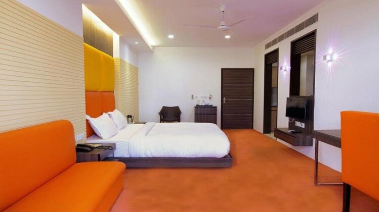 Hotel Santosh Dham - Photo5