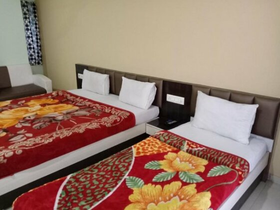Sapna Hotel & Restaurant - Photo3