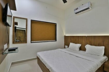 SPOT ON 39736 Chamunda Hotel & Rooms