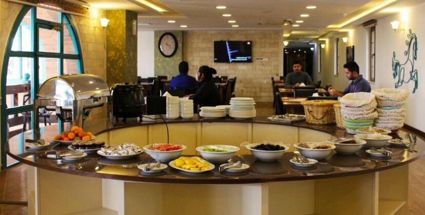 Khan Saray - Photo2
