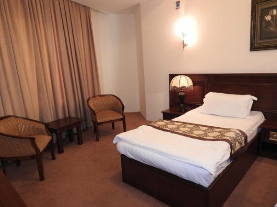 Khani Hotel - Photo4
