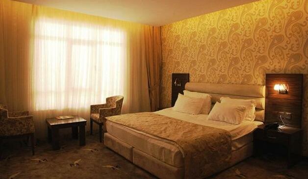 Blue Mercury Hotel - Photo3