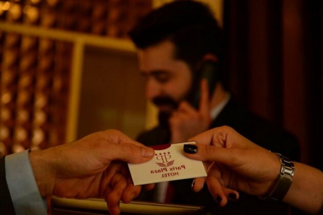 Paris Plaza Hotel - Photo2