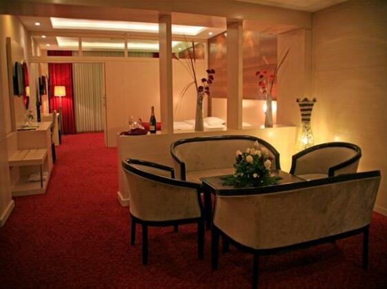 Van Royal Hotel - Photo5