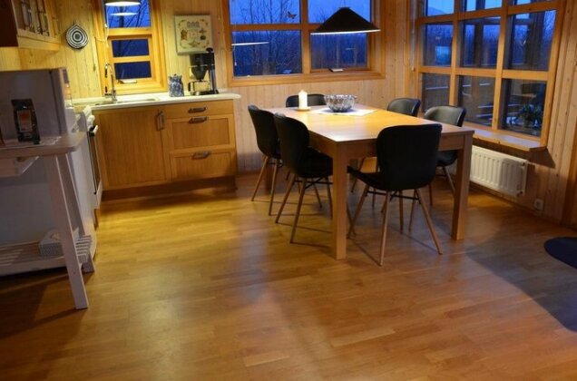 A1 Holiday Home - Photo2