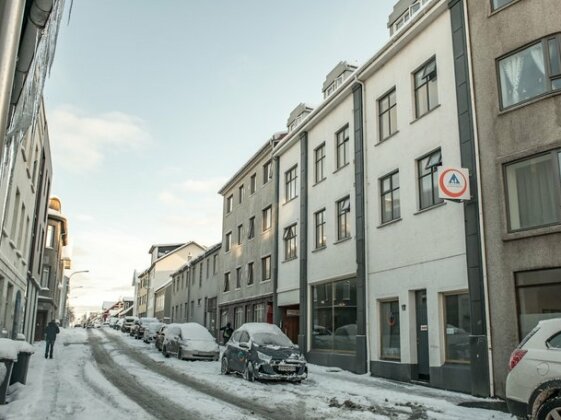 Reykjavik Downtown HI Hostel - Photo2