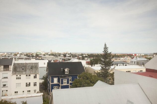 Reykjavik Rental X Thor Guesthouse - Photo4
