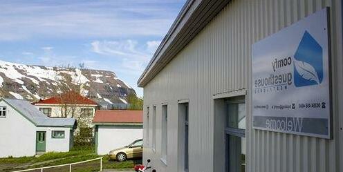 Comfy Guesthouse Westfjords - Photo2