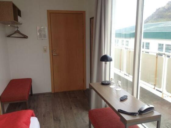 Hotel Vestmannaeyjar - Photo4