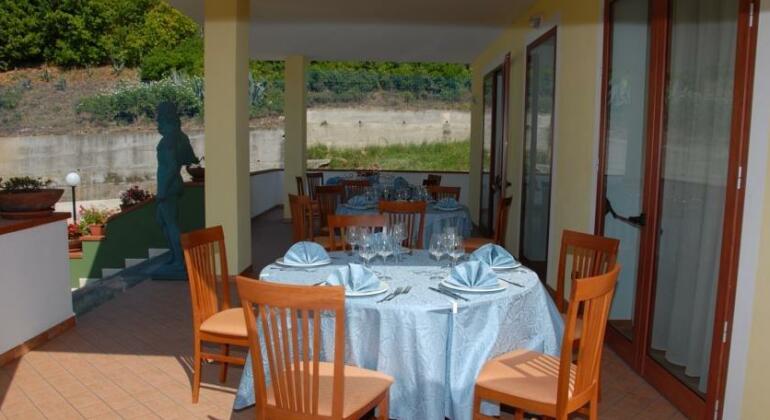 Real Asturias Hotel - Photo4