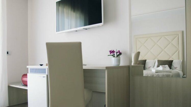 Alludo Aparthotel b&b - Photo2