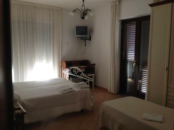 Villa Malandrino Guest House - Photo3