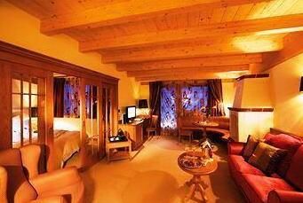 Alpenpalace Luxury Hideaway & Spa Retreat - Photo4