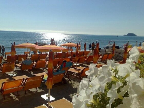 Hotel Gabbiano Alassio - Photo4