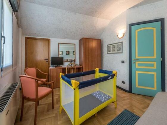 Mini Hotel Wine & Dreams - Photo3