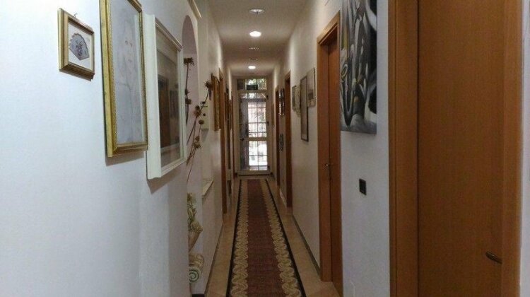 Francesca Hotel - Photo3