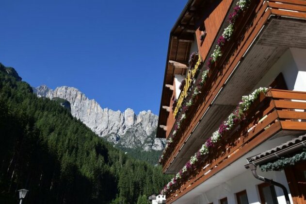 Hotel Alpenrose Alleghe - Photo4