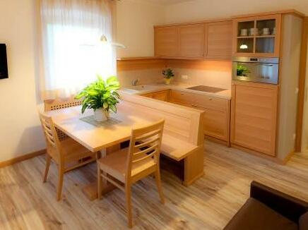 Regina Apartment 2 - Photo4