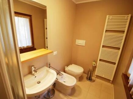 Regina Apartment 3 - Photo2