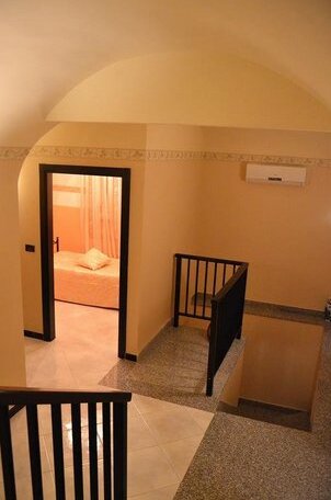 Claustro Tricarico - Photo4