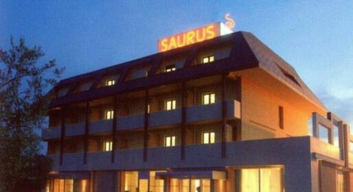 Saurus Hotel
