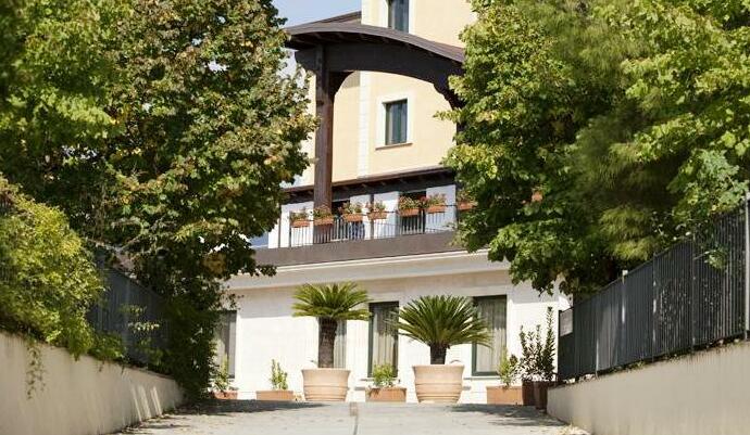 Hotel Barbieri Altomonte - Photo4