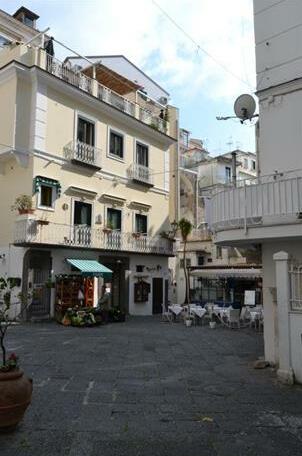 Amalfi Coast Room - Photo2