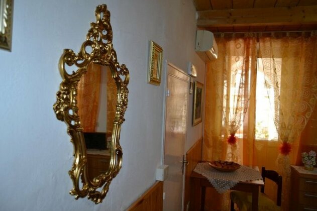 Amalfi Coast Room - Photo3