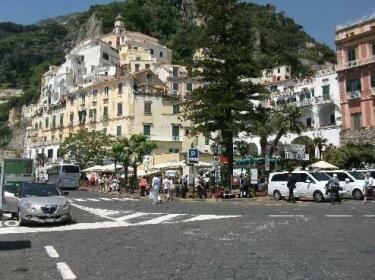 Holidays Baia D'Amalfi