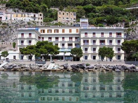 Hotel La Bussola Amalfi - Photo2