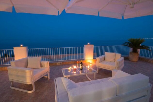 Villa Orleans Amalfi - Photo3