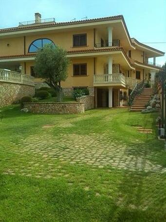 Villa Azzurra Holiday Home - Photo2