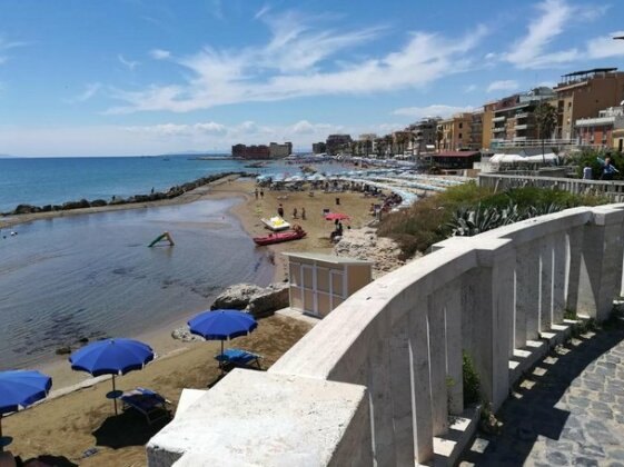 Anzio Sea Rome - Photo3