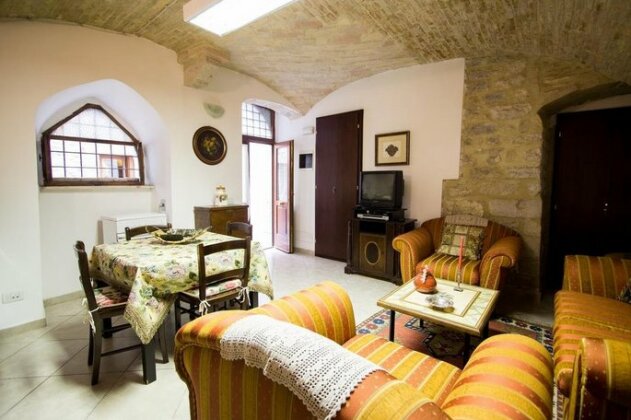 Assisi Home - Photo4