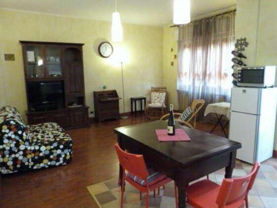 Asti Lovely Apartment - Photo2