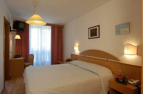 Hotel Centrale Auronzo di Cadore - Photo3