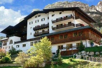 Hotel Dolomiti Badia