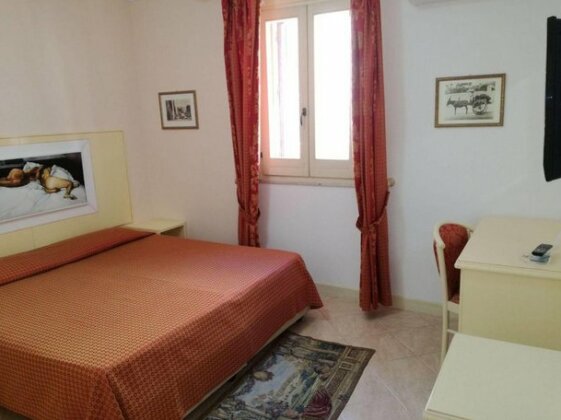 Hotel Centrale Bagheria - Photo2