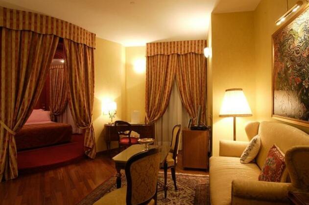 Hotel Tosco Romagnolo - Photo4