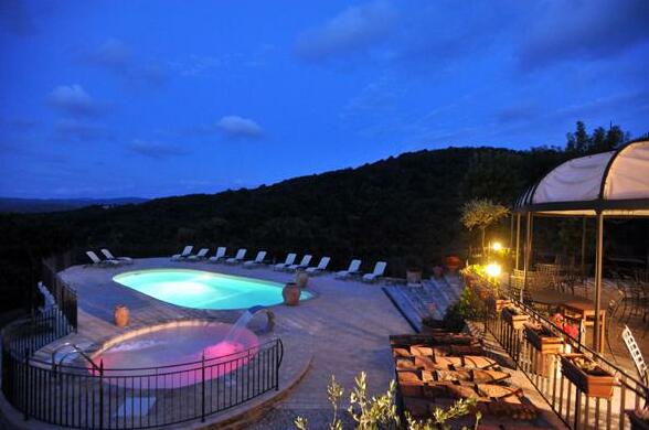 Il Castelluccio Country Resort - Photo2