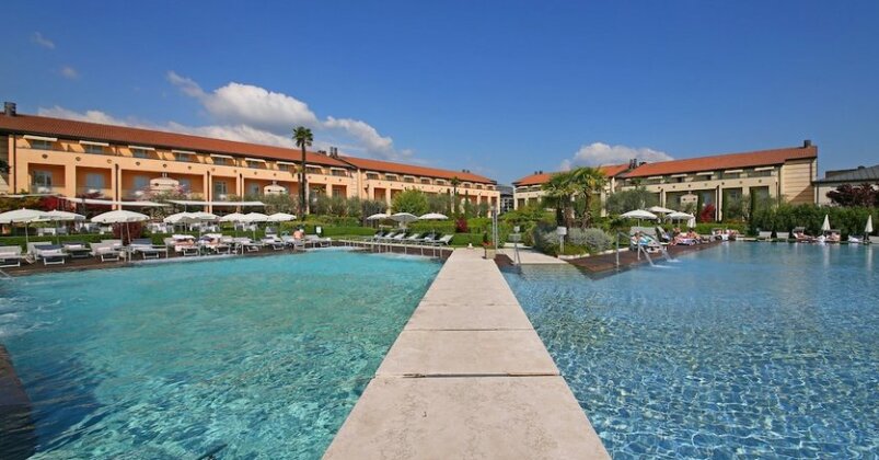 Hotel Caesius Thermae & Spa Resort - Photo2