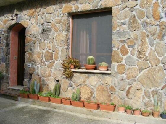 Confortable Sardinian With Free Parking Apartments - Photo3