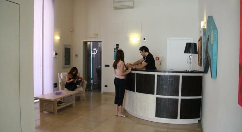 Central Hotel Bari - Photo3