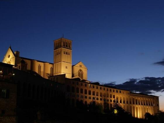 Alba Su Assisi