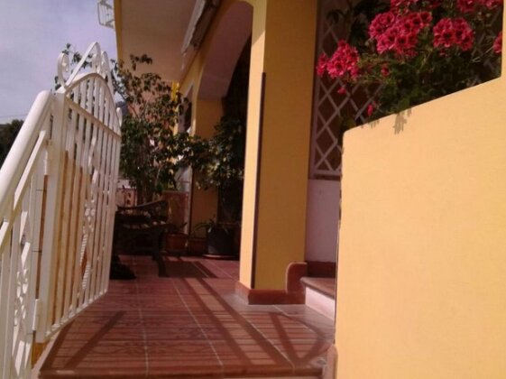 Casa con barbecue a 3 minuti dal mare - Photo4