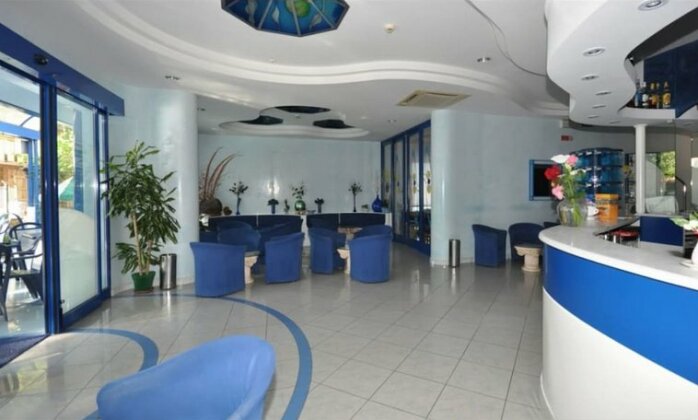 Hotel Cosmopol Bellaria-Igea Marina - Photo2