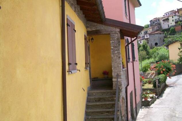La Casa Del Borgo Beverino - Photo2