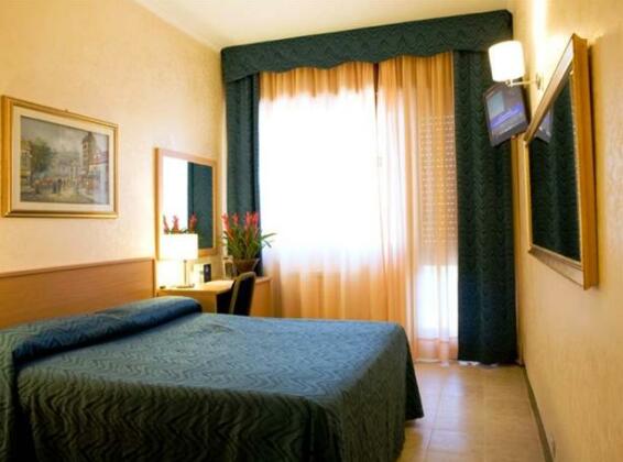 Hotel Villa Bisceglie - Photo3