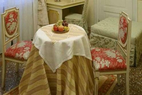 Antica Residenza D'Azeglio Room&Breakfast di Charme - Photo5